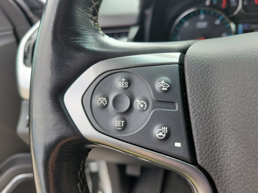 Used 2018 Chevrolet Suburban Premier AWD/4WD image 26