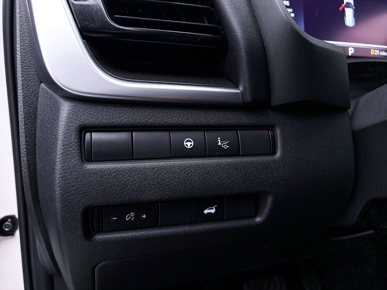 Used 2022 Nissan Rogue Platinum w/ Head-Up Display Package image 23