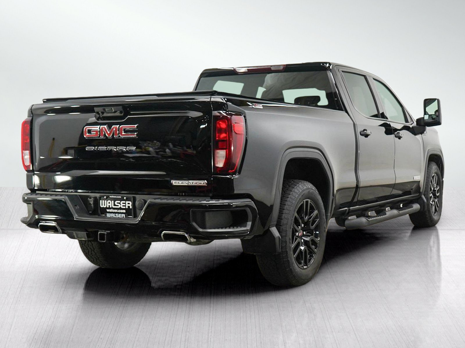Used 2023 GMC Sierra 1500 Elevation w/ X31 Off-Road Package AWD/4WD image 6
