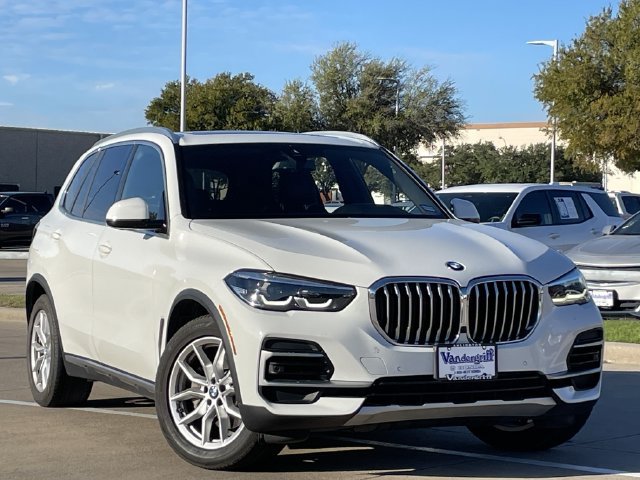 Used 2022 BMW X5 xDrive40i AWD/4WD image 2