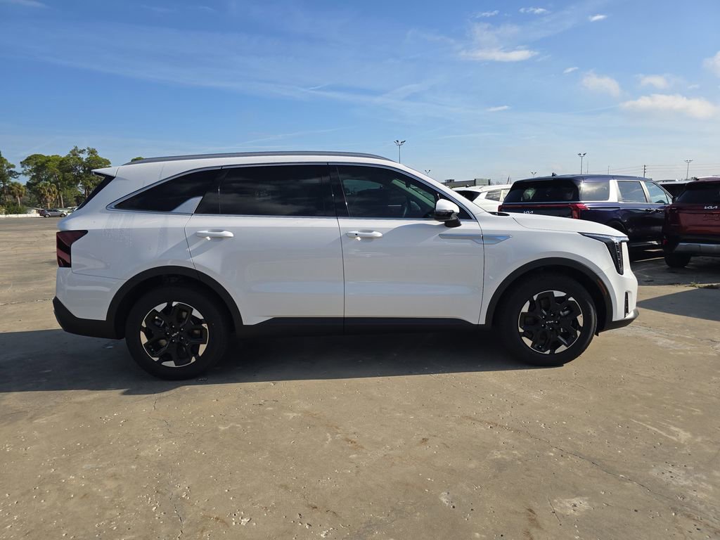 New 2026 Kia Sorento S image 9