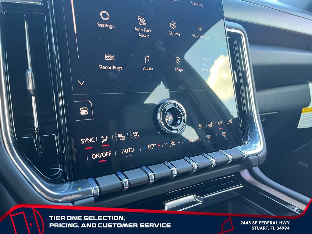 New 2026 GMC Yukon Denali w/ Denali Reserve Package AWD/4WD image 30