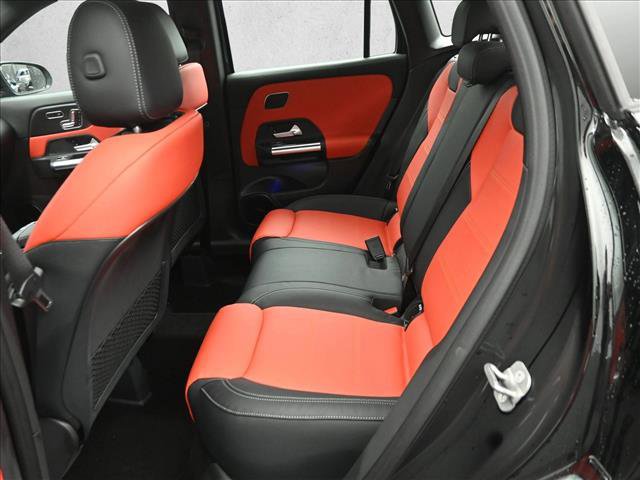 New 2026 Mercedes-Benz GLA 35 AMG 4MATIC image 20