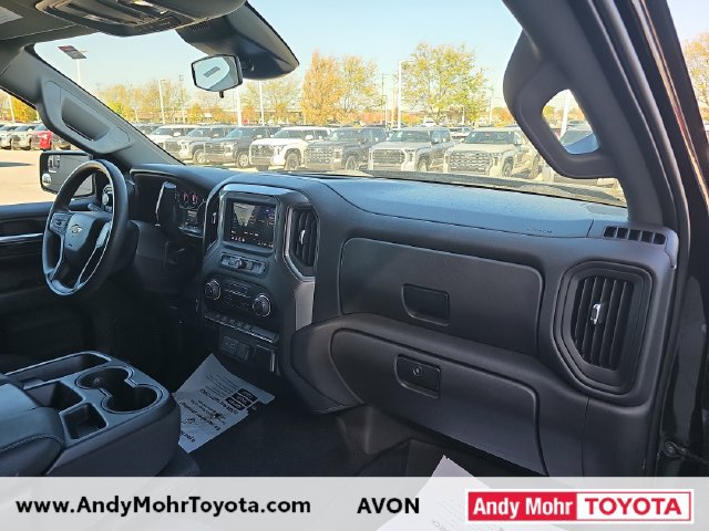 Used 2024 Chevrolet Silverado 1500 Custom w/ Turbomax Blackout Package AWD/4WD image 31