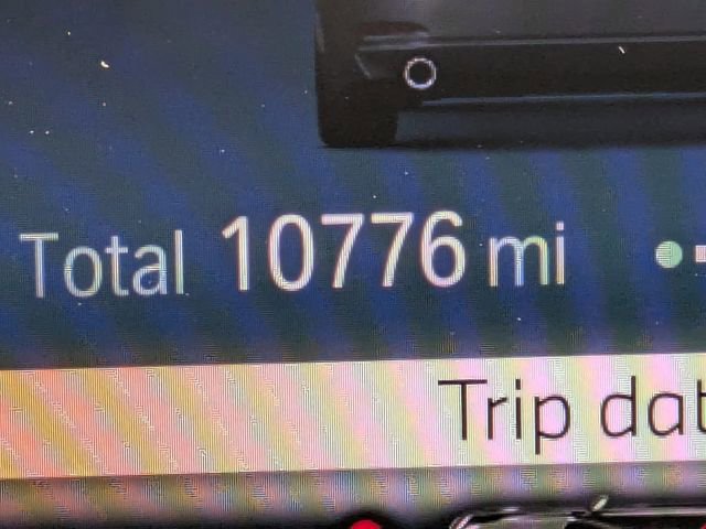 Used 2024 BMW 330e image 31