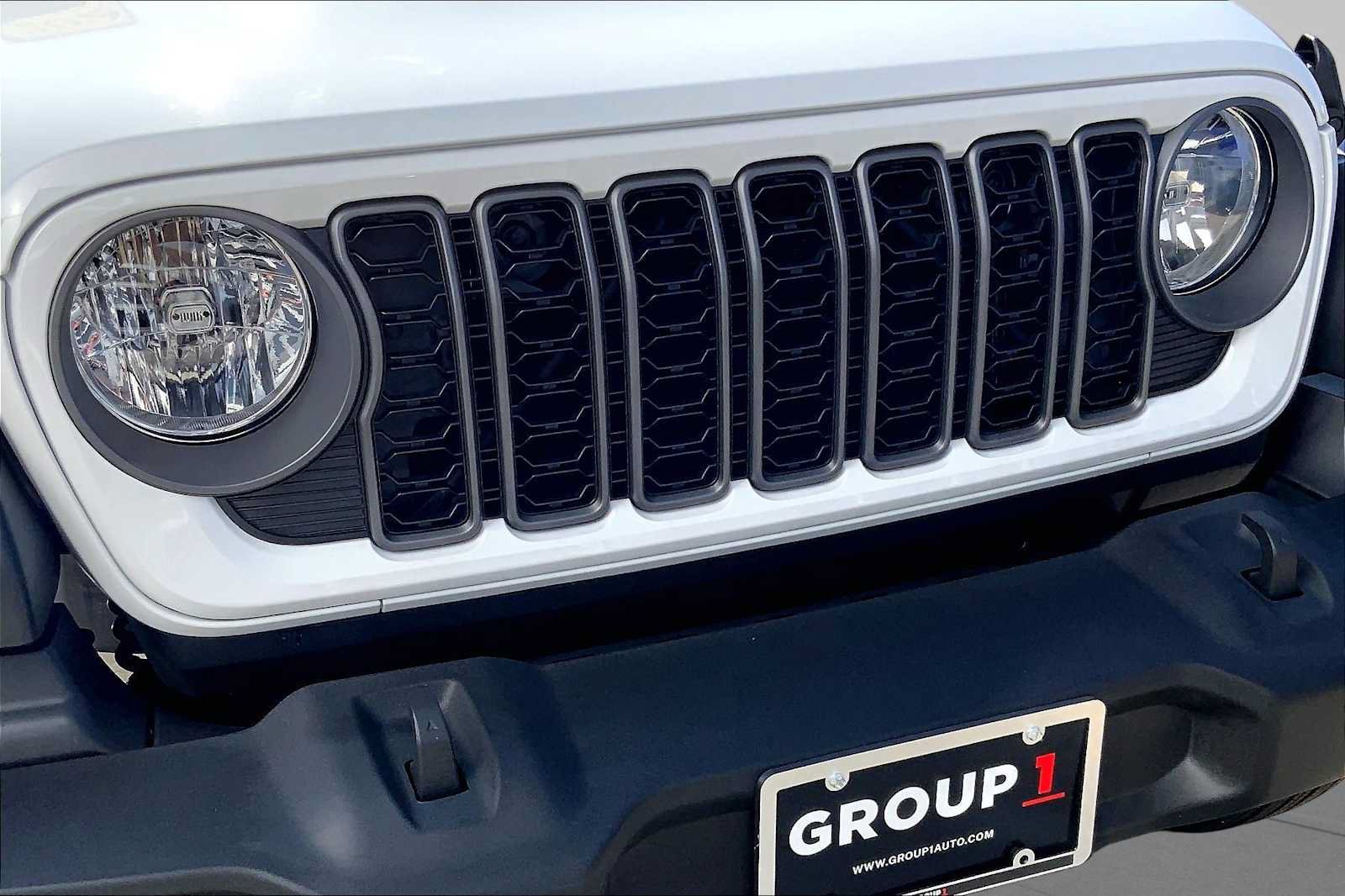 Used 2026 Jeep Wrangler Sport AWD/4WD image 31
