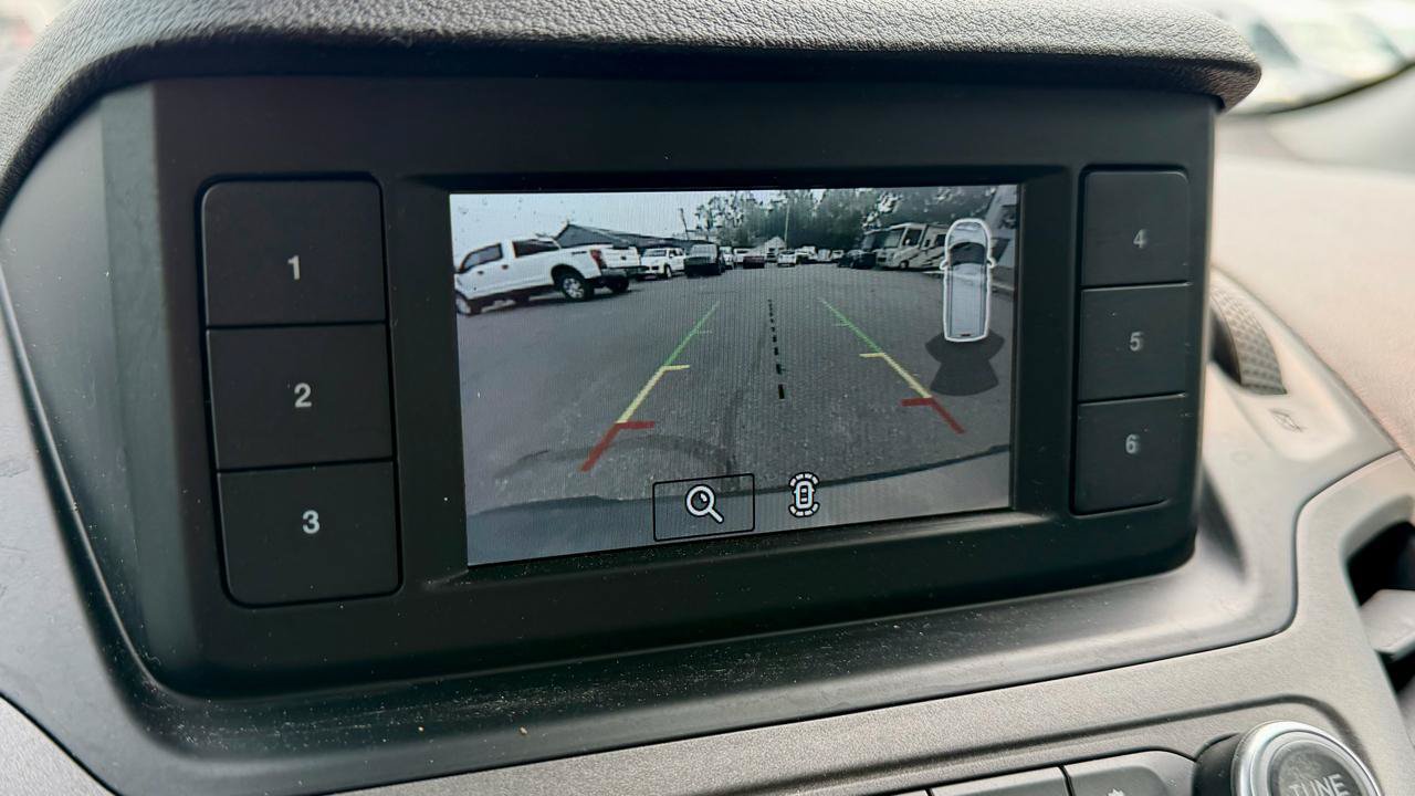 Used 2022 Ford Transit Connect XL FWD image 23