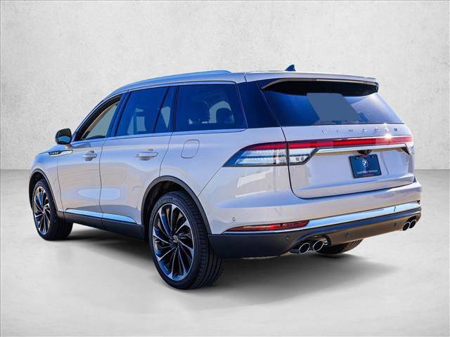 Used 2023 Lincoln Aviator Reserve w/ Equipment Group 201A AWD/4WD image 7