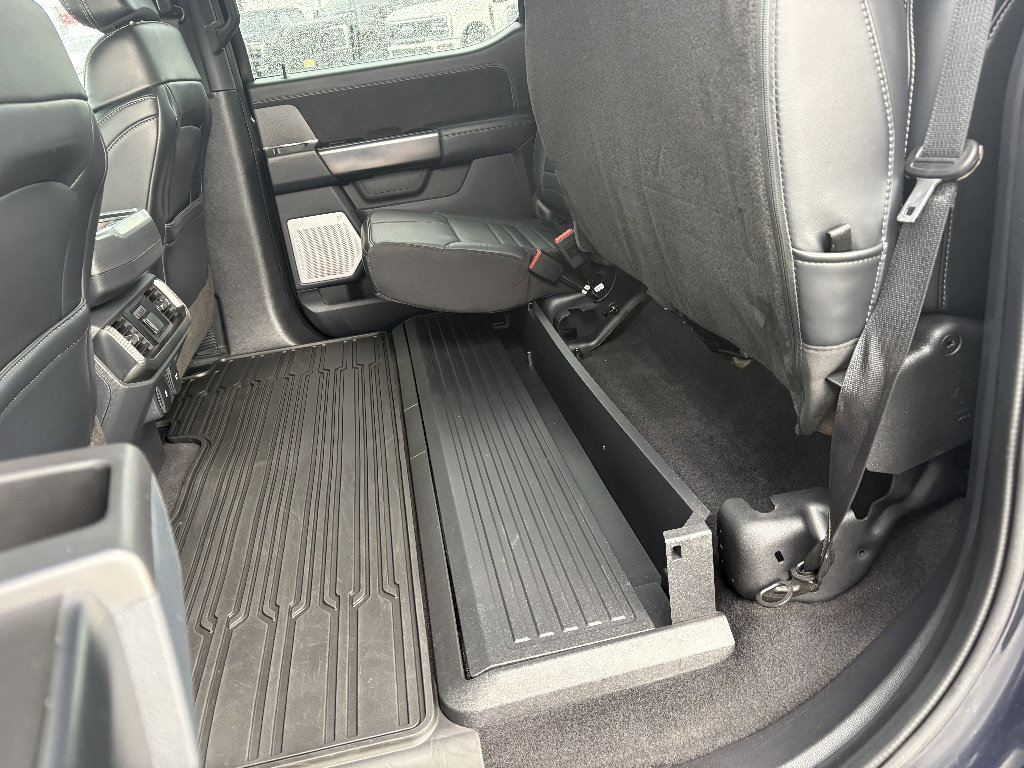 Used 2023 Ford F150 Platinum w/ Max Trailer Tow Package image 40