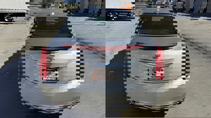 Used 2017 Cadillac XTS Luxury image 16