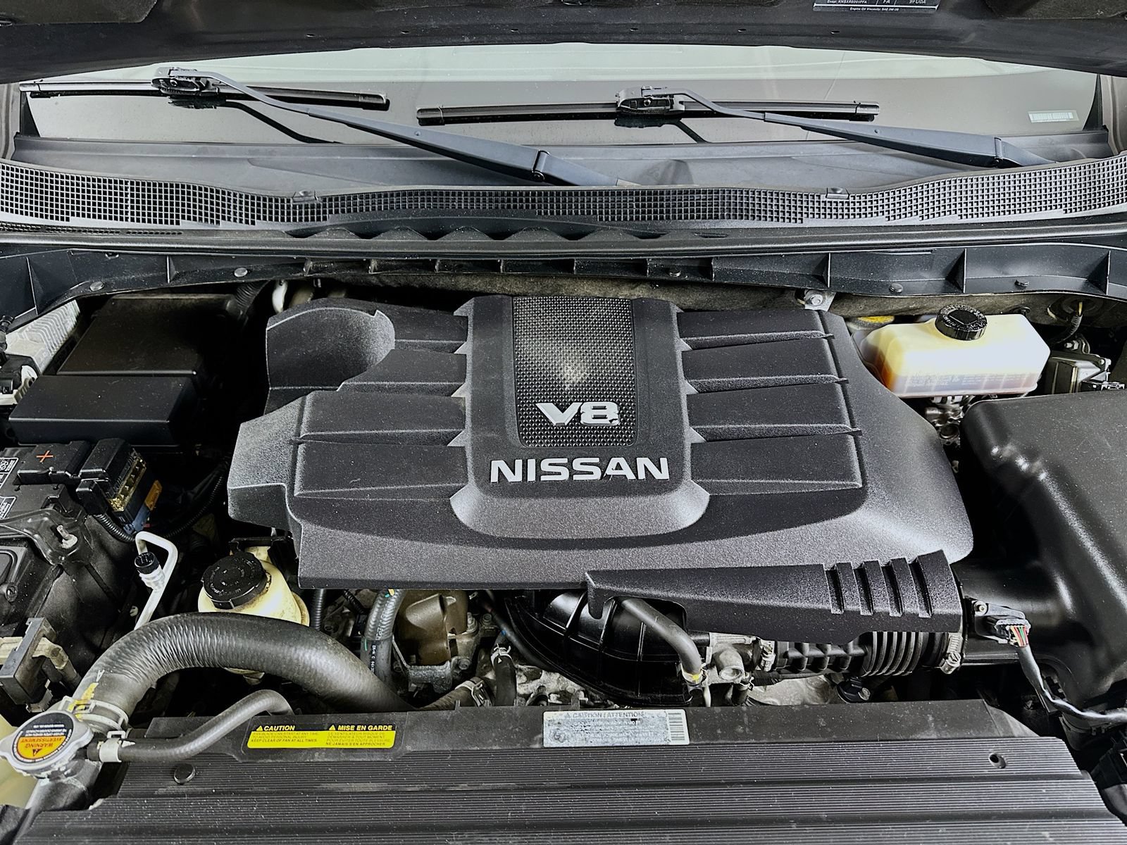 Used 2019 Nissan Titan SV w/ SV Convenience Package AWD/4WD image 13
