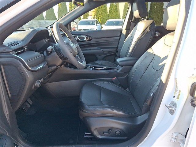 Used 2023 Jeep Compass High Altitude image 14