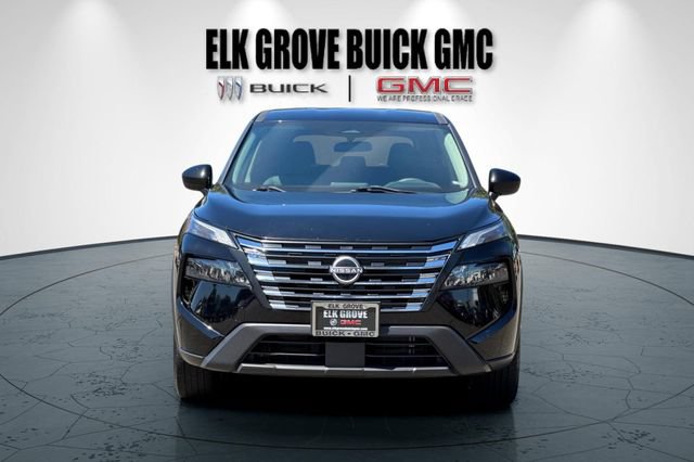 Used 2024 Nissan Rogue SV AWD/4WD image 9