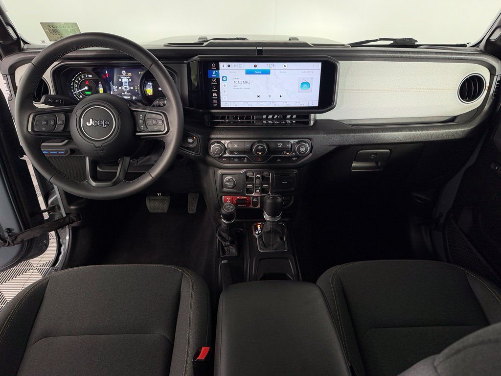 Used 2025 Jeep Wrangler Unlimited Sport S 4xe AWD/4WD image 13