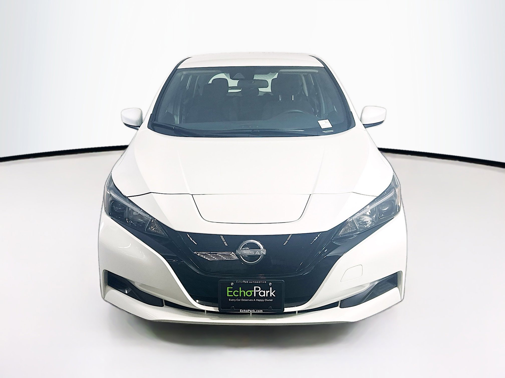Used 2024 Nissan Leaf S FWD image 2