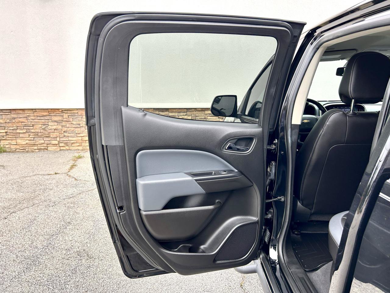 Used 2019 Chevrolet Colorado Z71 RWD image 15
