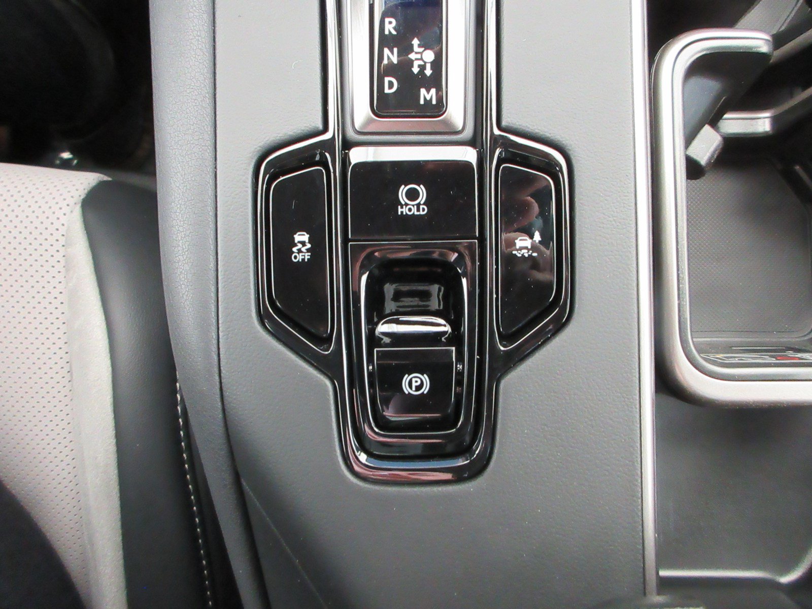 Used 2026 Lexus TX 500h AWD w/ Technology Package image 55
