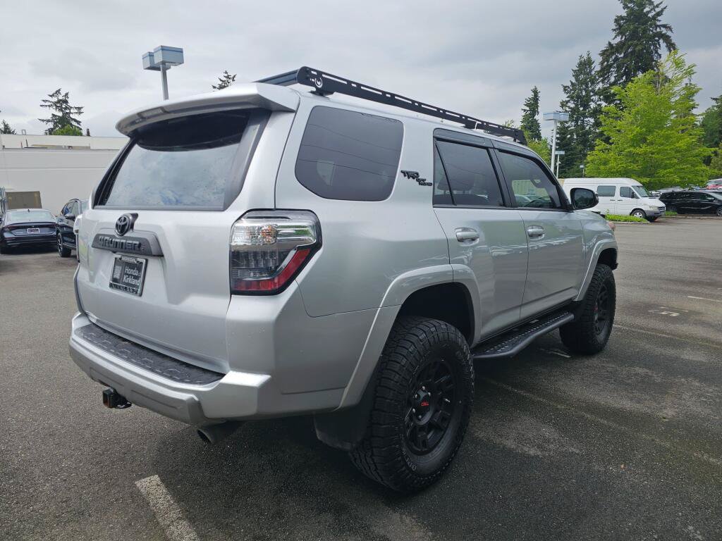 Used 2020 Toyota 4Runner TRD Off-Road Premium AWD/4WD image 7