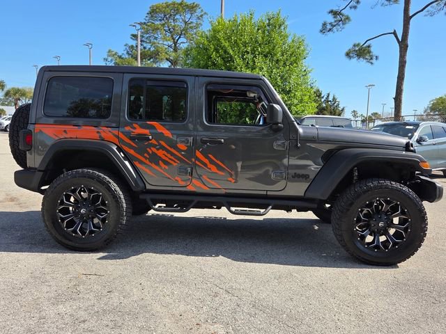 Used 2022 Jeep Wrangler Unlimited Willys image 8