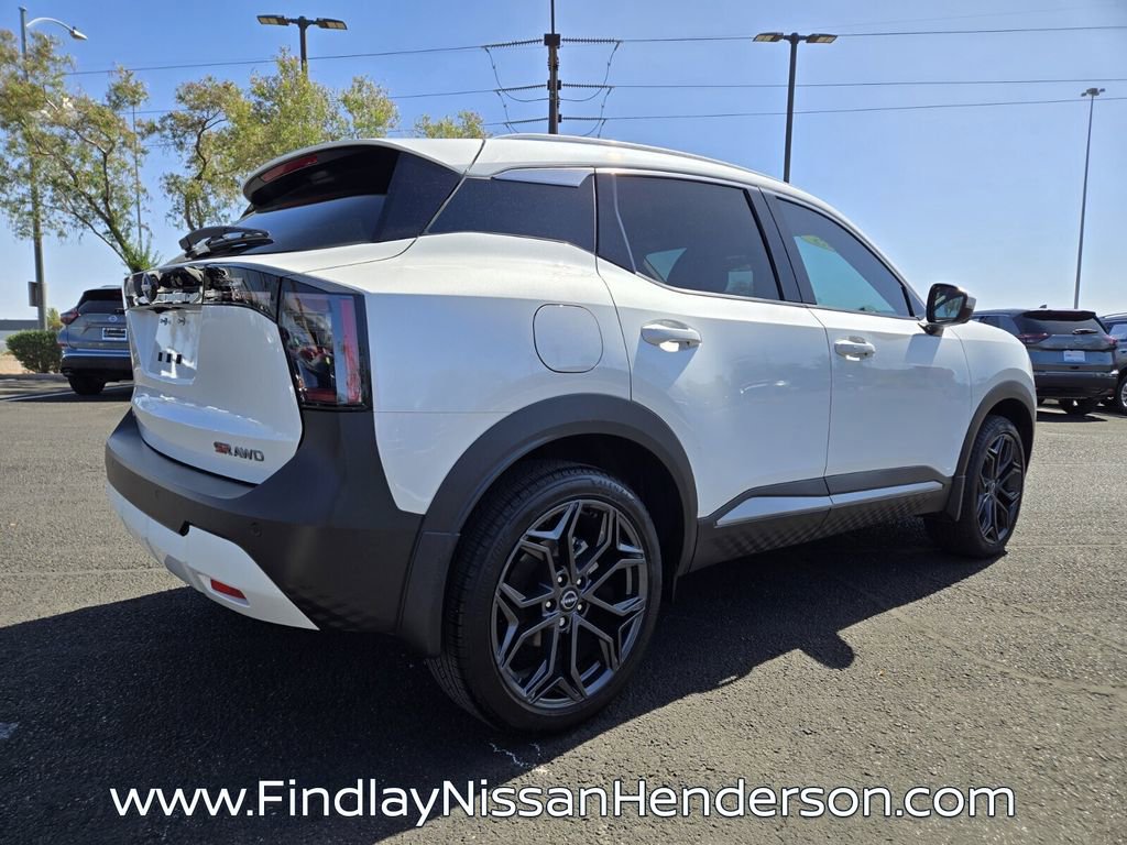 Used 2025 Nissan Kicks SR AWD/4WD image 5