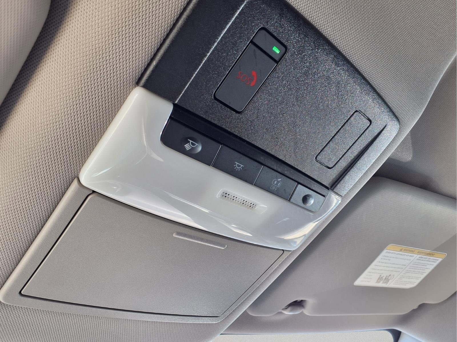 Used 2022 Nissan Rogue SV image 27