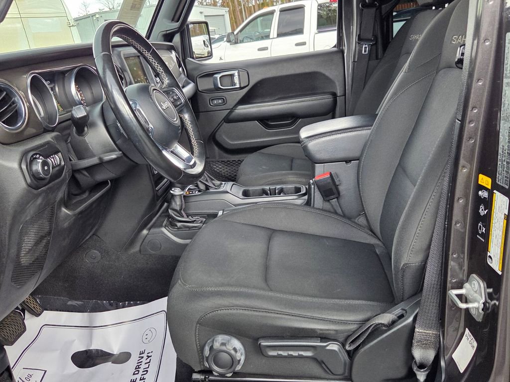 Used 2021 Jeep Wrangler Unlimited Sahara image 5