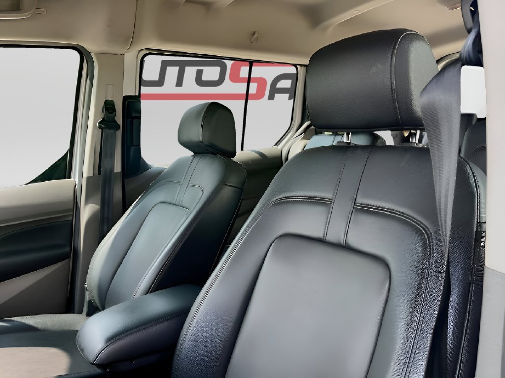 Used 2022 Ford Transit Connect XL FWD image 19
