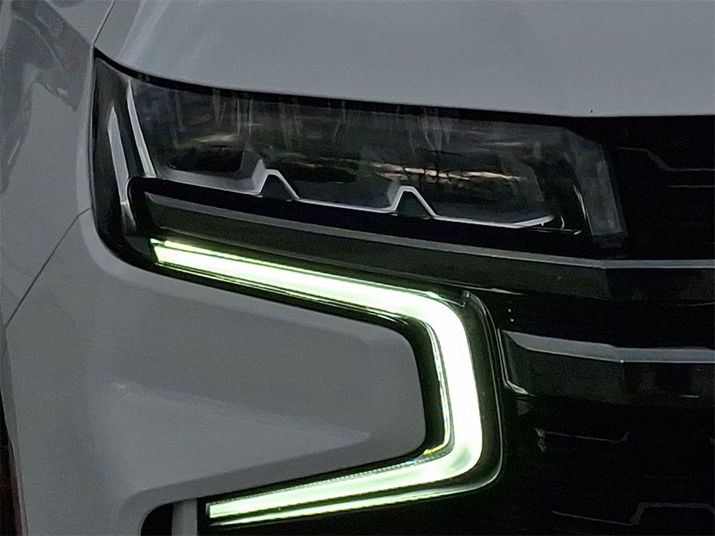 Used 2021 Chevrolet Tahoe Z71 image 12