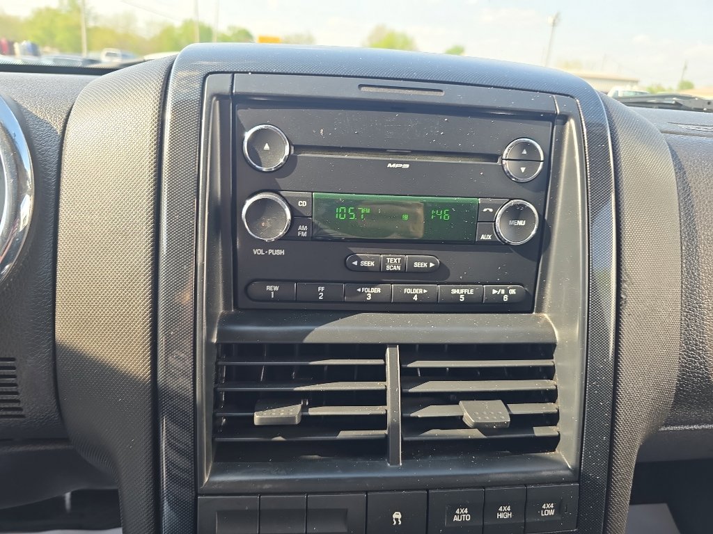 Used 2009 Ford Explorer Sport Trac XLT image 17