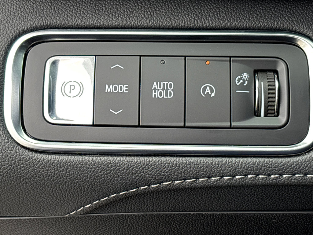 Used 2025 Buick Enclave Preferred FWD image 10