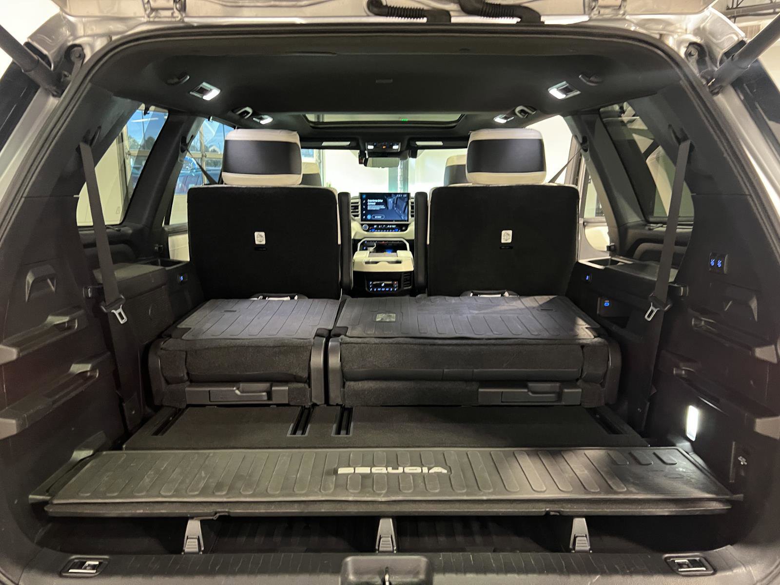 Used 2024 Toyota Sequoia Capstone image 36