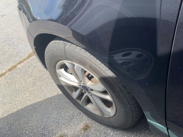 Used 2020 Ford Edge SEL w/ Convenience Package image 9