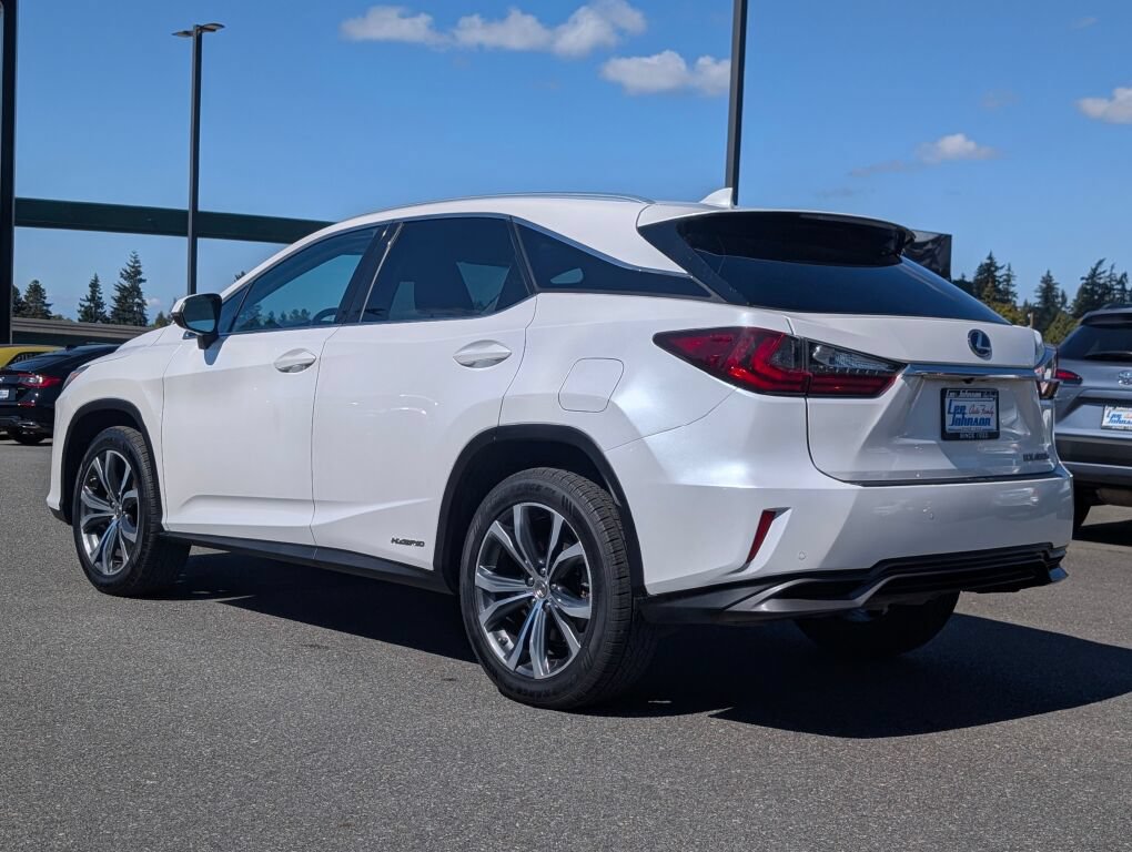 Used 2017 Lexus RX 450h AWD w/ Cold Weather Package image 7