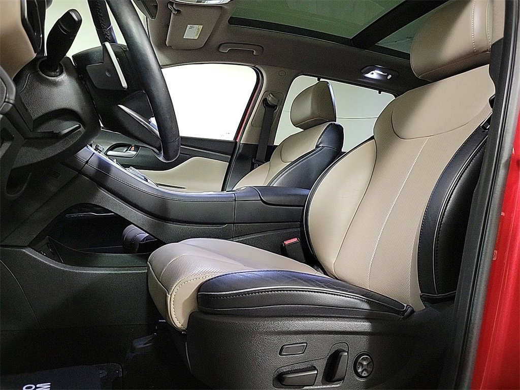 Used 2023 Hyundai Santa Fe Limited w/ Cargo Package image 10