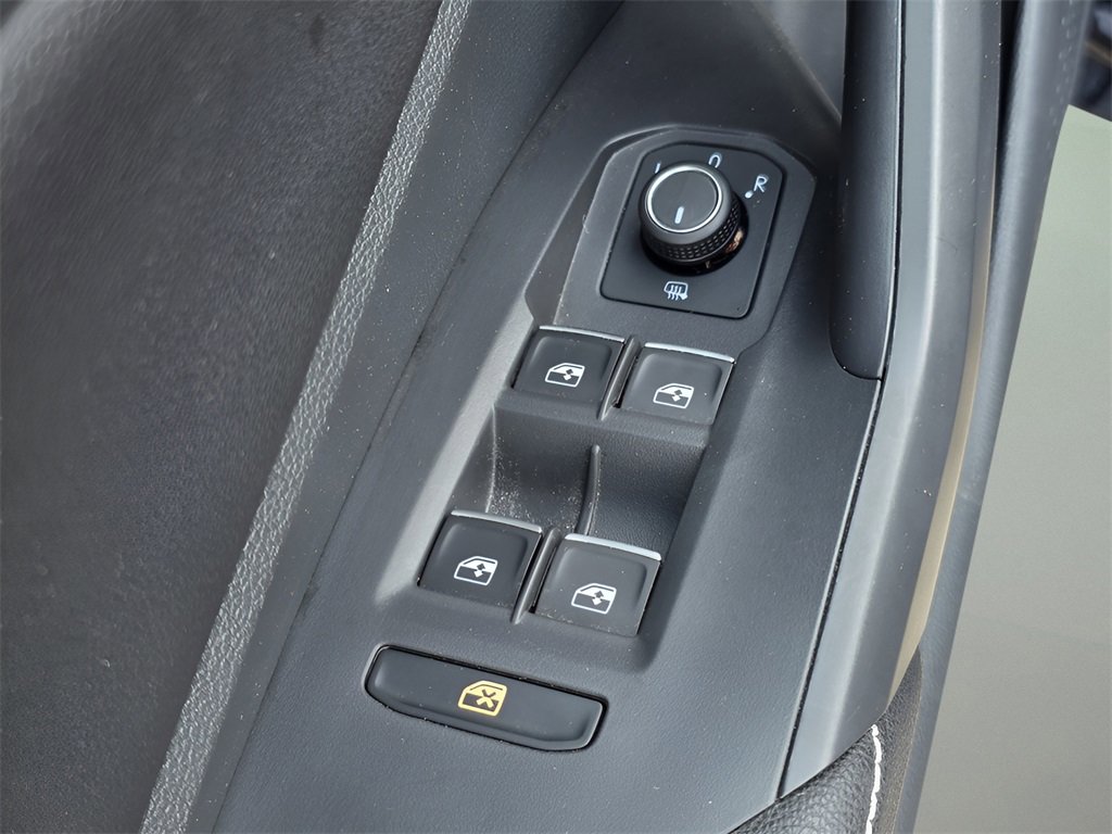 Used 2024 Volkswagen Jetta Sport image 17