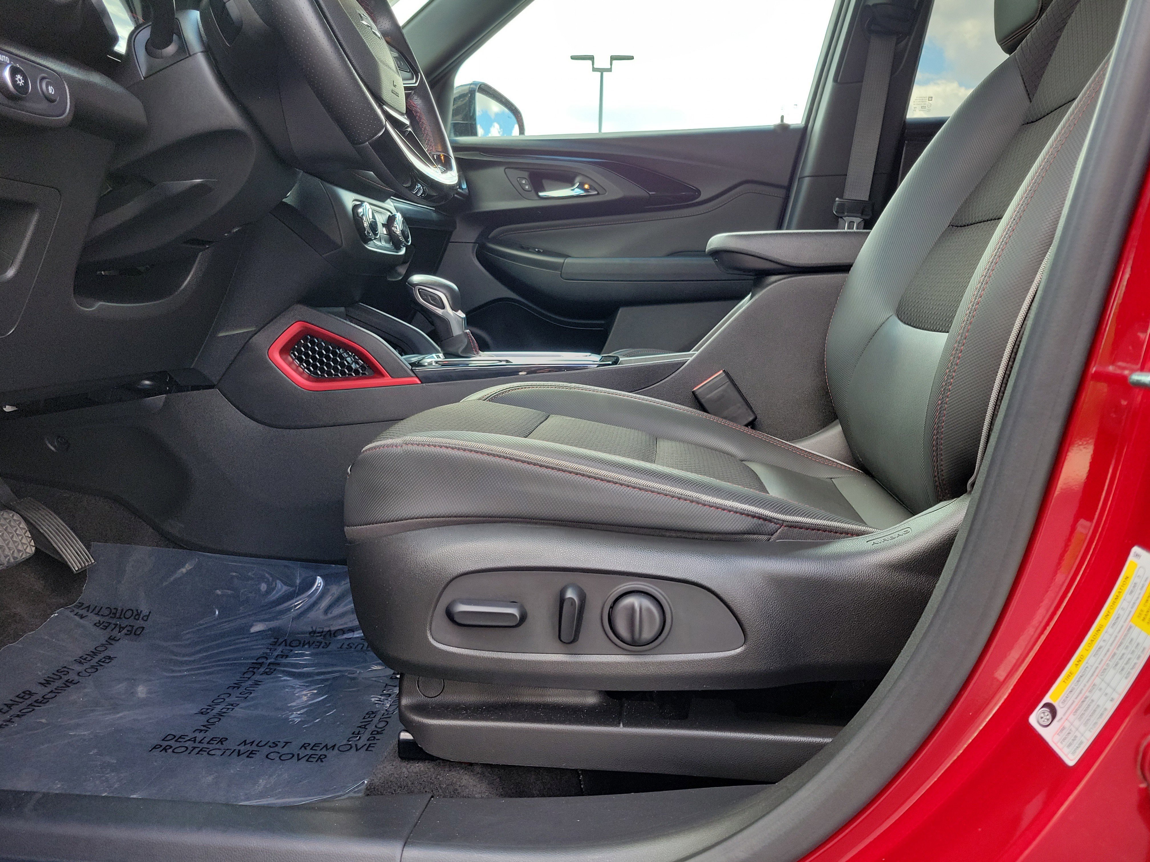 Used 2021 Chevrolet TrailBlazer RS w/ Convenience Package image 16