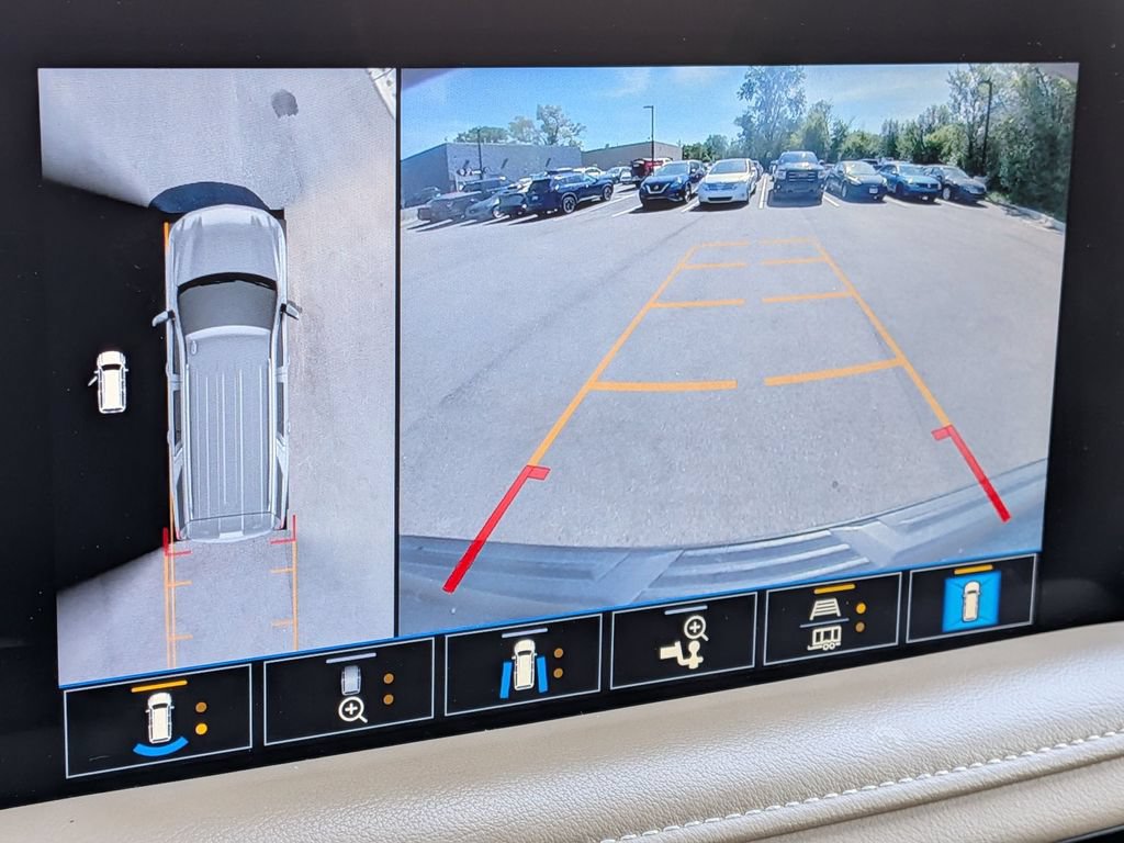 Used 2021 Chevrolet Tahoe Premier w/ Premium Package AWD/4WD image 21