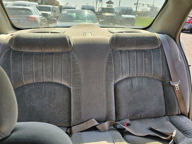Used 2001 Buick Century Custom w/ Premium Pkg FWD image 26