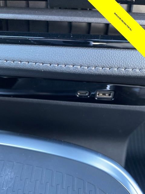 New 2025 Buick Enclave Preferred w/ LPO, Floor Liner Package image 25