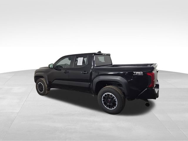 Used 2024 Toyota Tacoma TRD Off-Road image 10