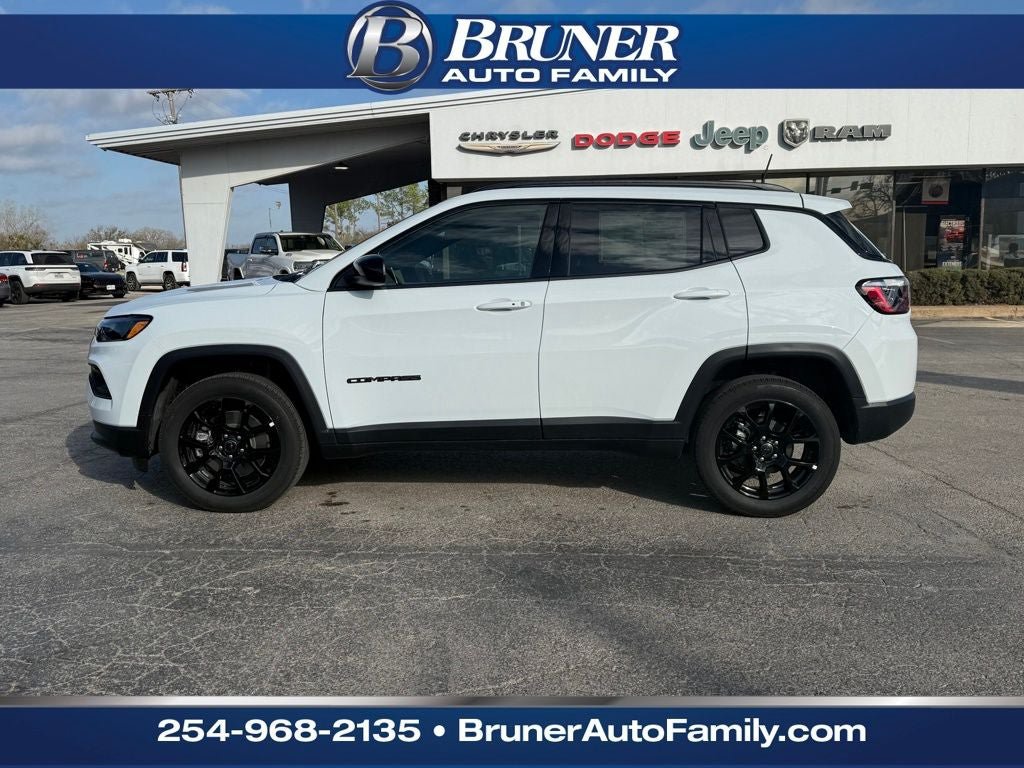 New 2026 Jeep Compass Latitude AWD/4WD image 8