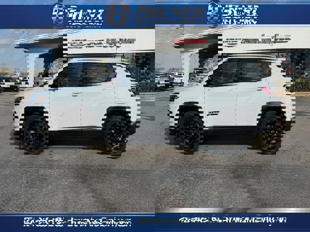 New 2026 Jeep Compass Latitude image 8