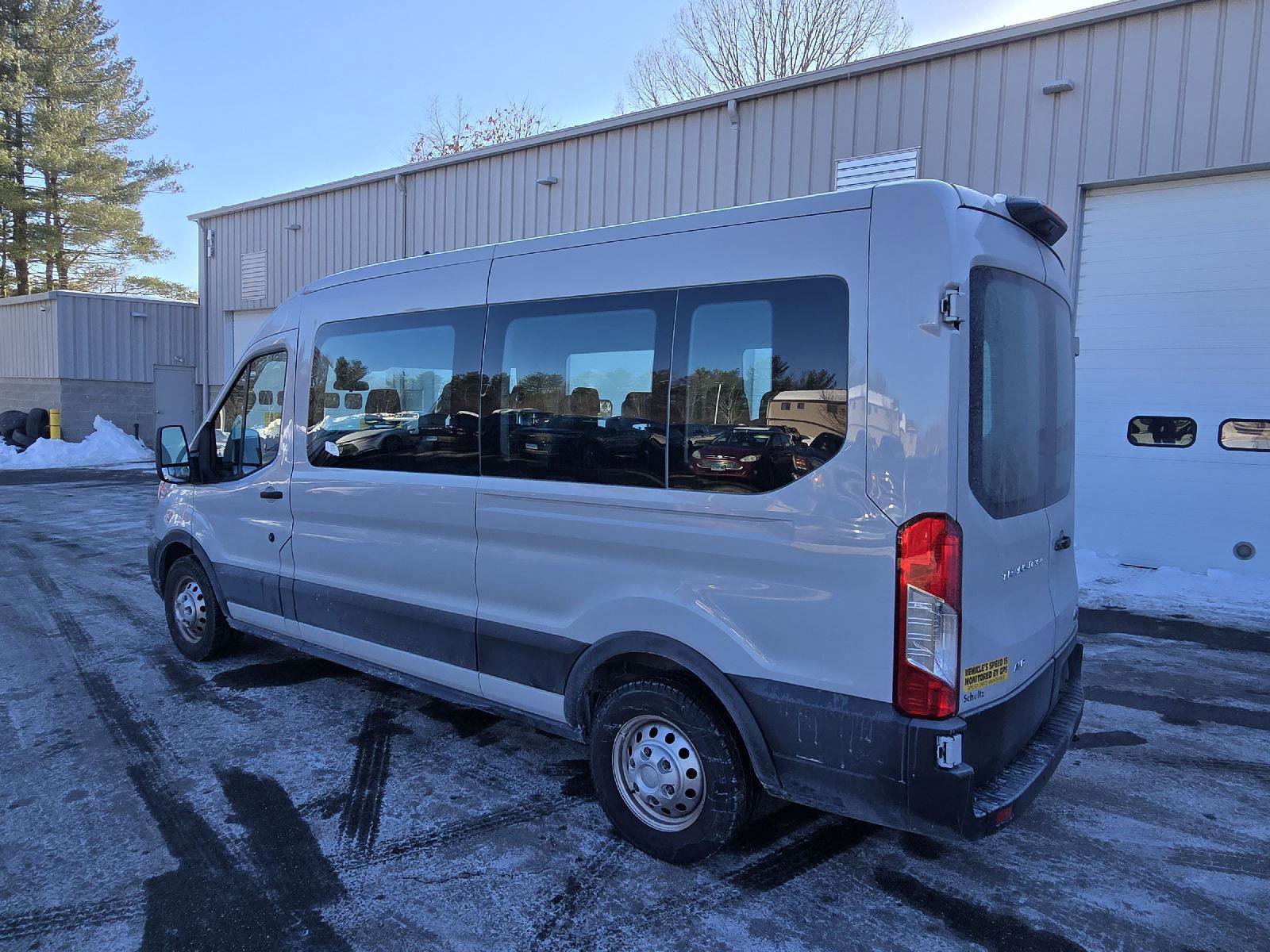 Used 2023 Ford Transit 350 XL image 5