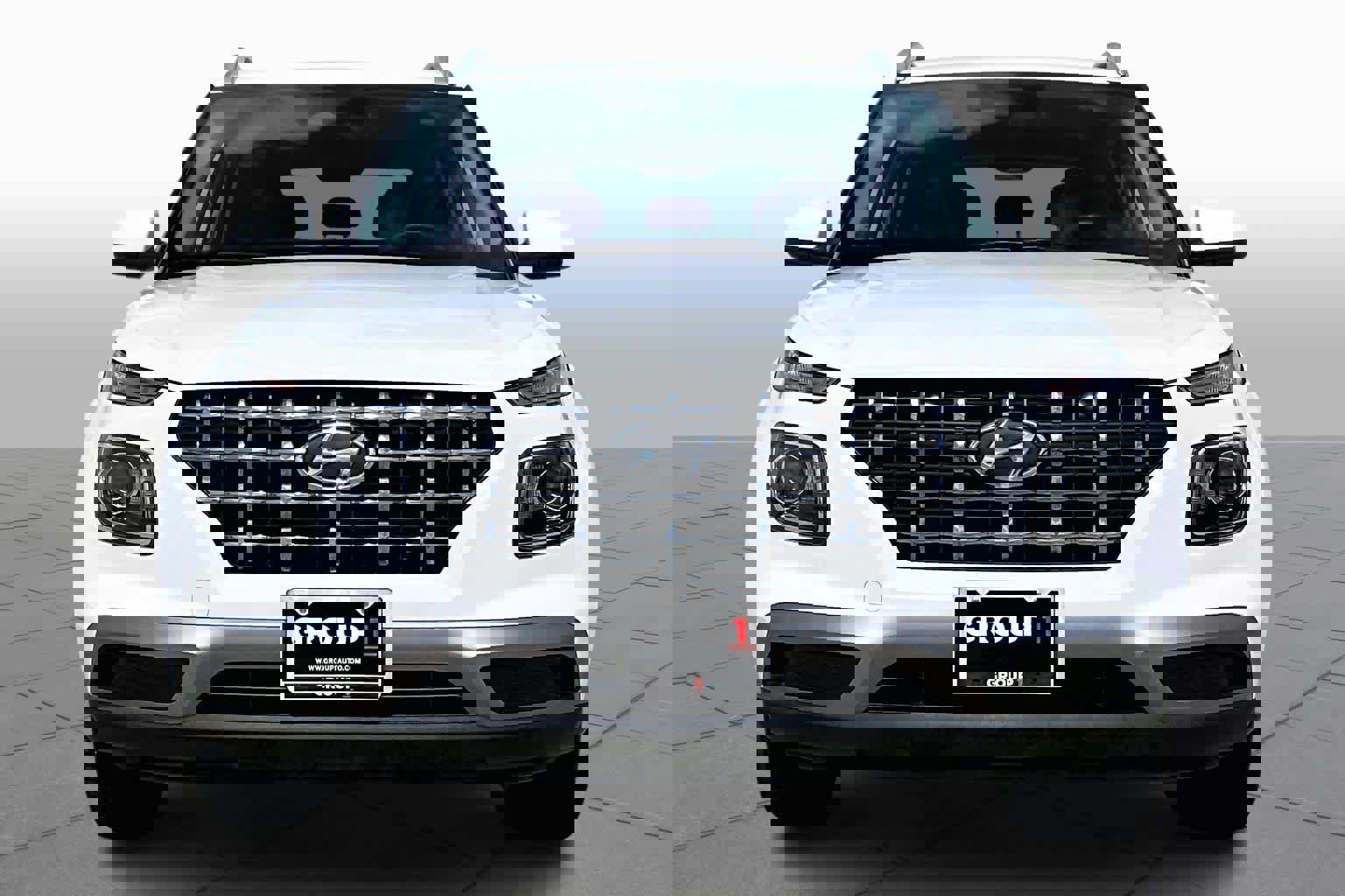 Used 2023 Hyundai Venue SEL w/ Cargo Package image 4