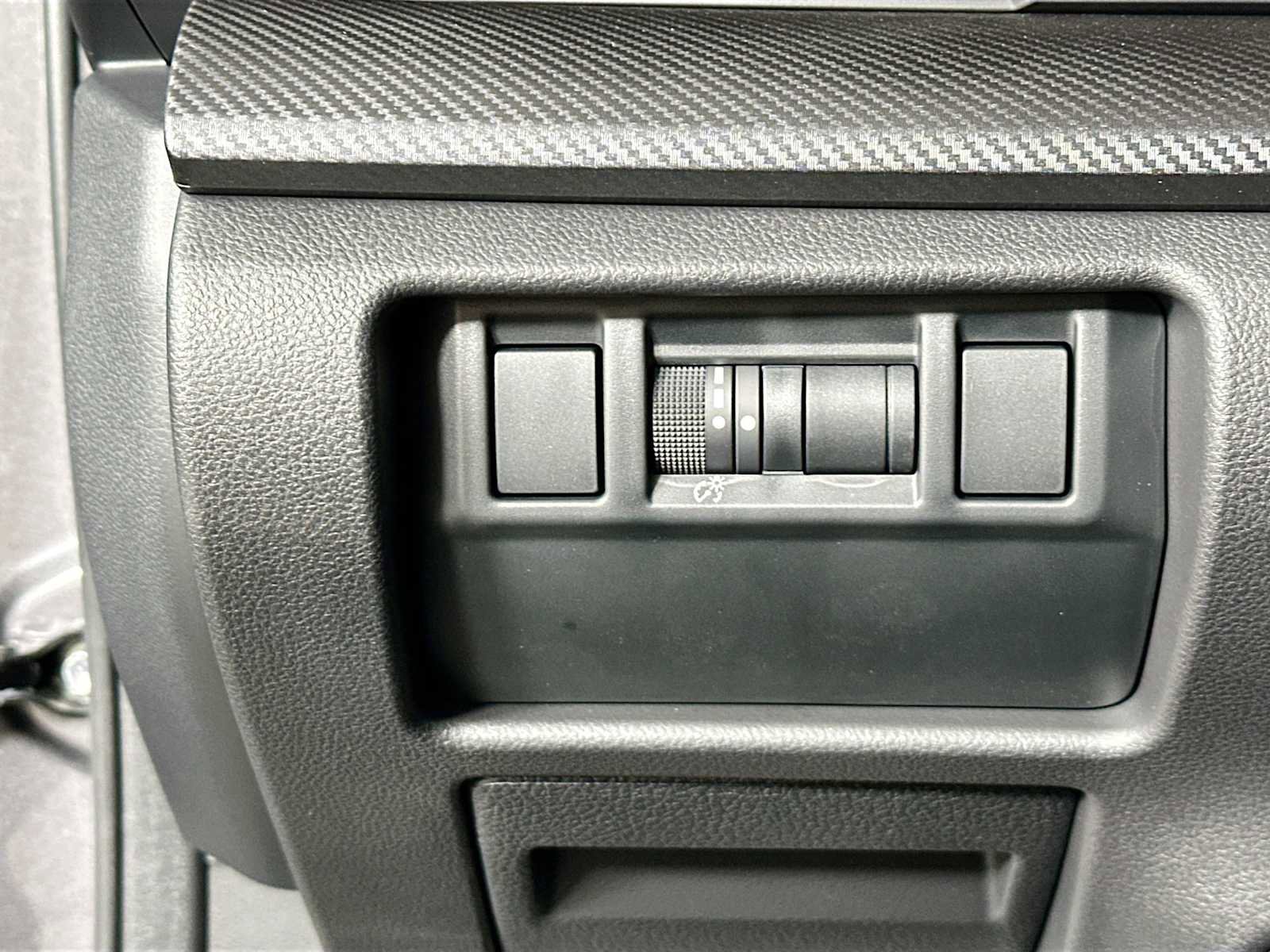 Certified 2025 Subaru Crosstrek 2.5i Sport w/ Crosstrek Mirror Package image 10