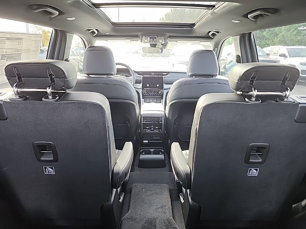 New 2025 Jeep Grand Cherokee L Limited w/ Black Appearance Package image 22