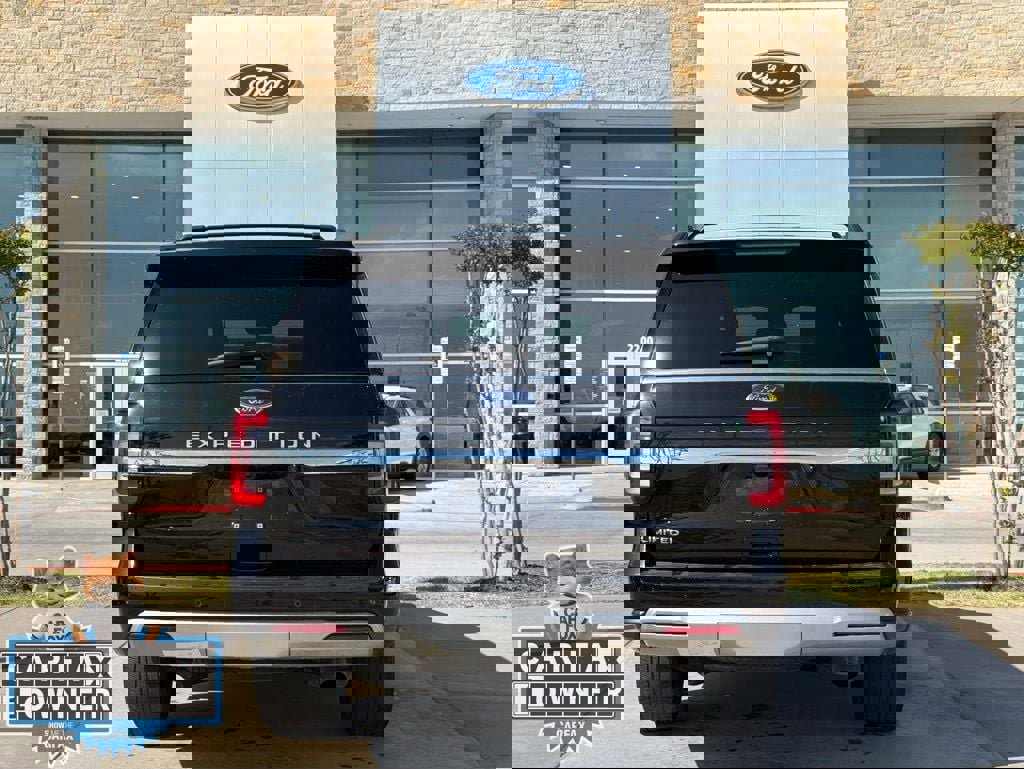 Used 2024 Ford Expedition Limited image 24