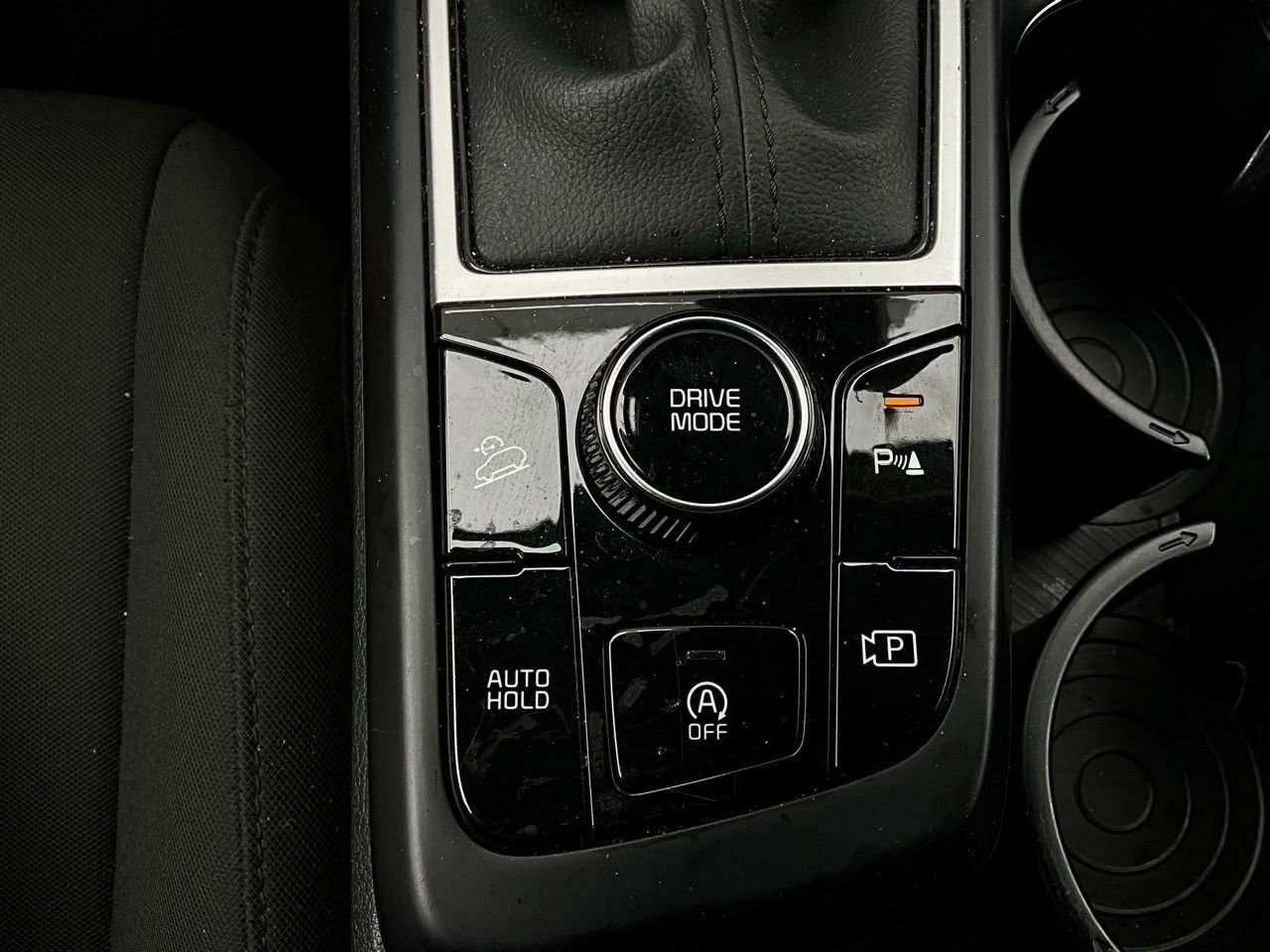 Used 2025 Kia Sportage LX image 21