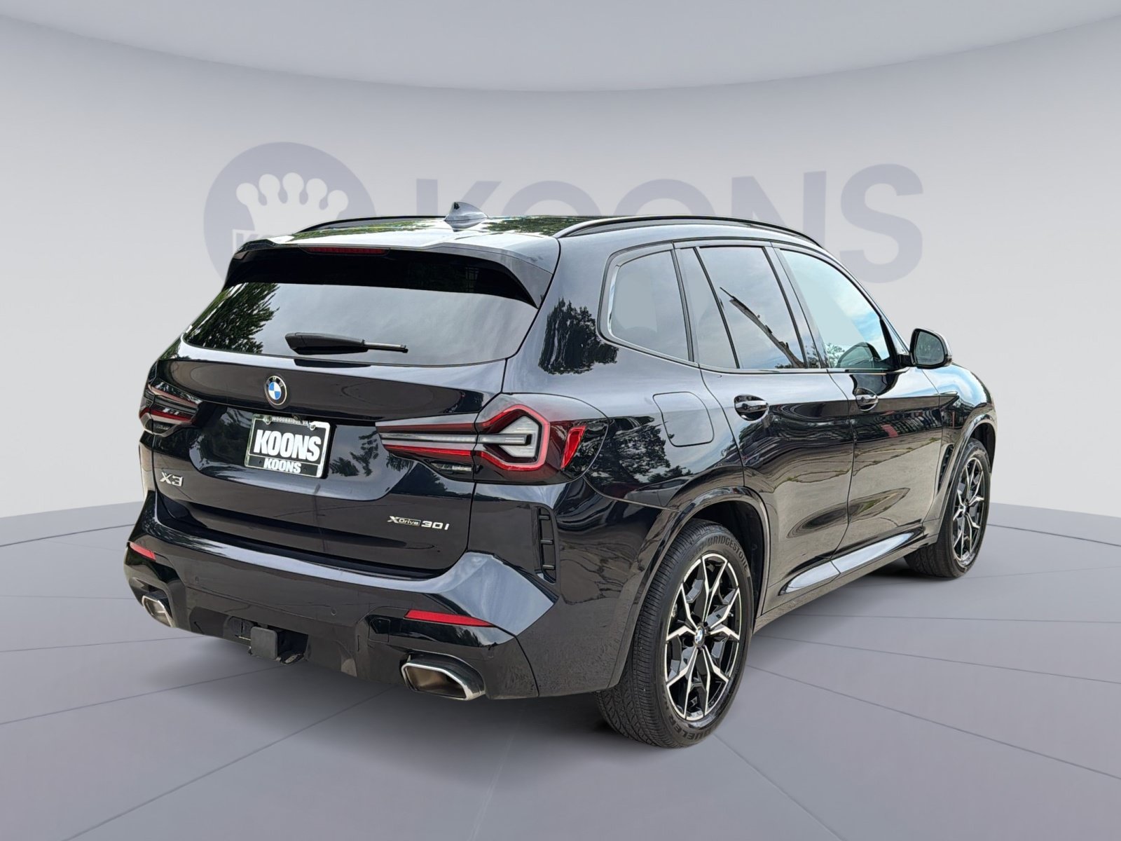 Used 2023 BMW X3 xDrive30i w/ M Sport Package AWD/4WD image 7