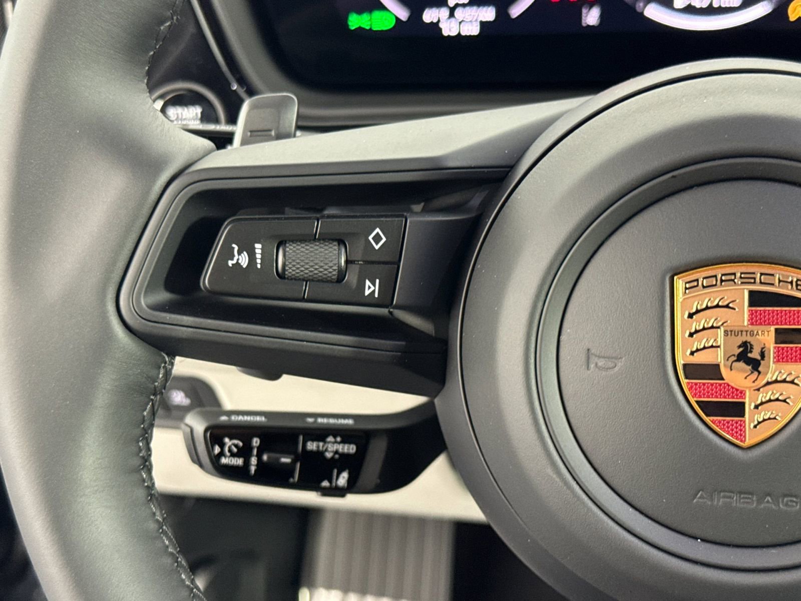 New 2026 Porsche Cayenne S image 29